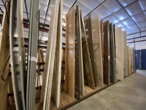 Straight run laminate kitchen countertop installation