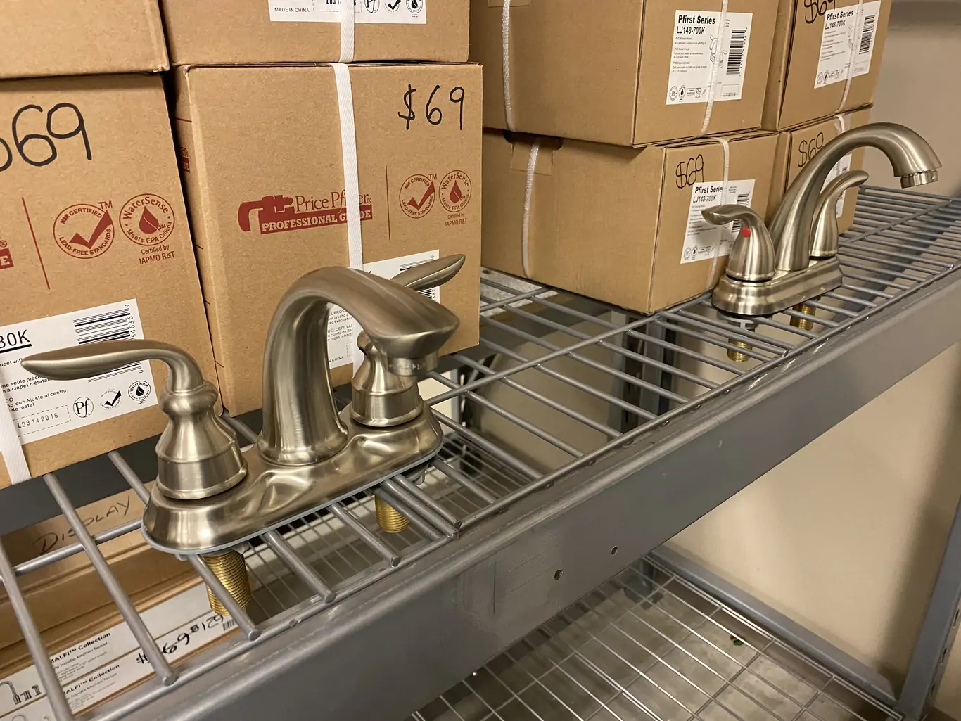 Wholesale Stainless Steel Kitchen Sinks and Faucets Showcase